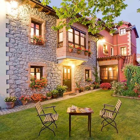 Posada De Педрена Екстер'єр фото