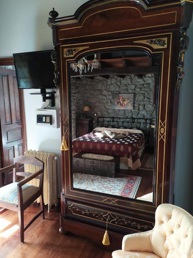 Posada De Педрена Екстер'єр фото